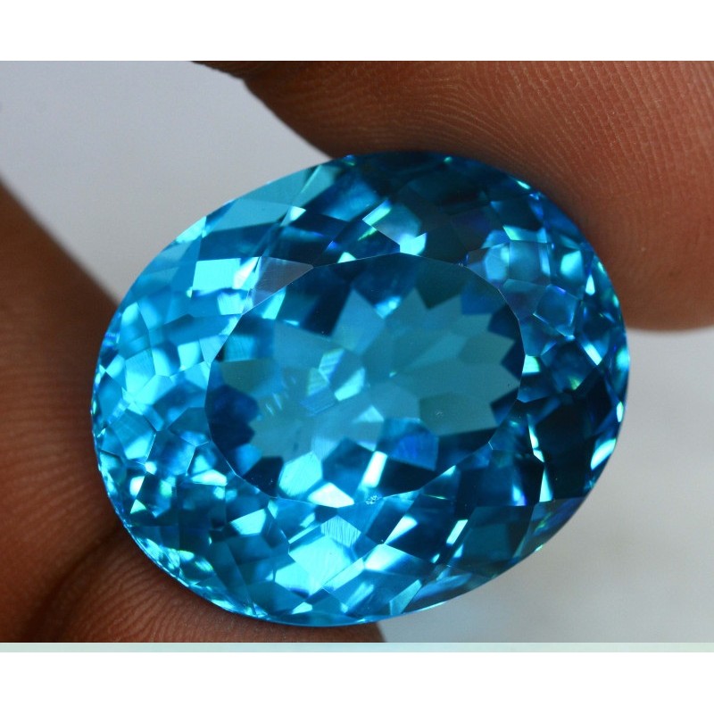 22-60-ct-blue-topaz-gemstone-0048