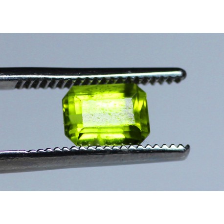 2.35 CT Green Peridot Gemstone Afghanistan 0034