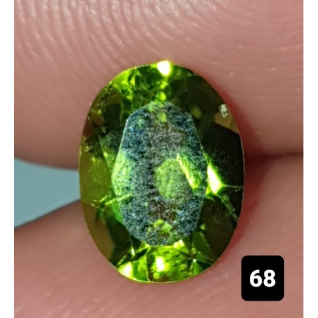 1.55 CT Green Peridot Gemstone Pakistan 0068