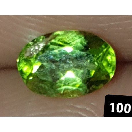 0.50 CT Green Peridot Gemstone Pakistan 0100