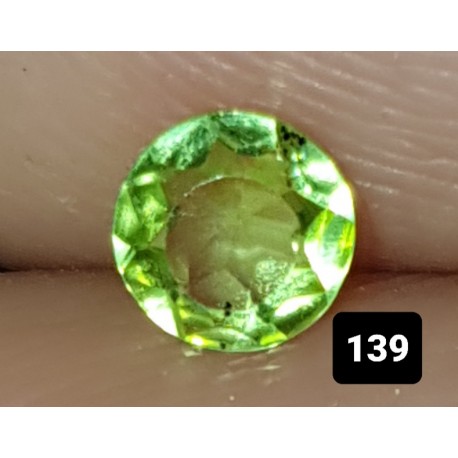 0.20 CT Green Peridot Gemstone Pakistan 0139