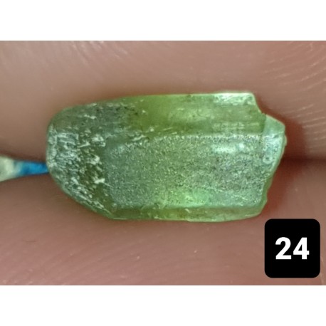 Crystal Peridot 2.5 CT Afghanistan Gemstone 0024