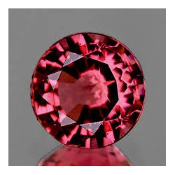 0.45 CT Natural Rhodolite Red Garnet Afghanistan 0084