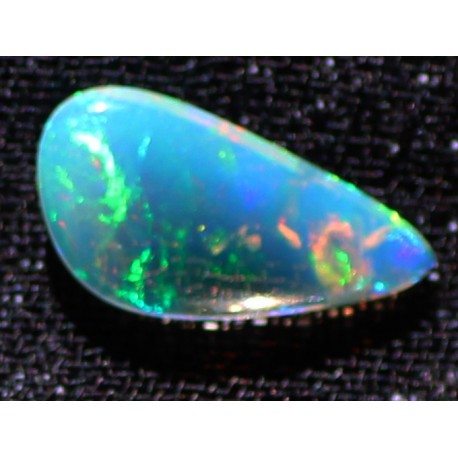 3 Carat 100% Natural White Opal Gemstone Ethiopia Ref: Product No 132