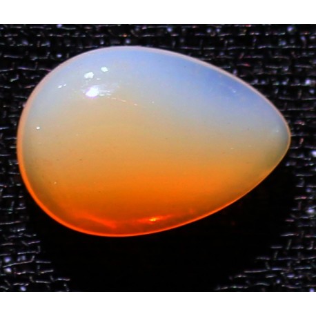 4 Carat 100% Natural White Opal Gemstone Ethiopia Ref: Product No 168