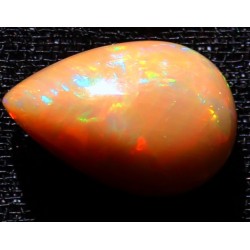 8 Carat 100% Natural White Opal Gemstone Ethiopia Ref: Product No 167