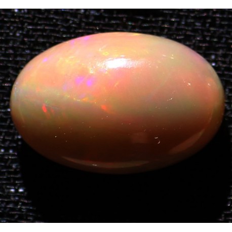 4 Carat 100% Natural White Opal Gemstone Ethiopia Ref: Product No 181