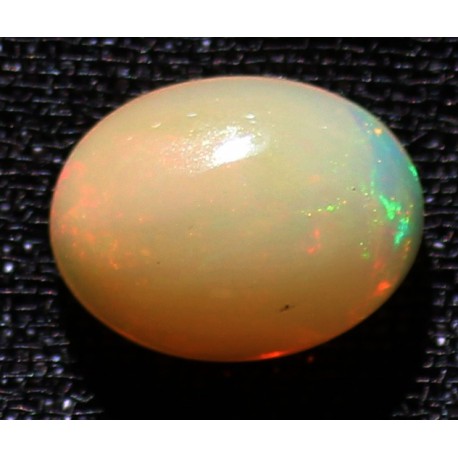 8 Carat 100% Natural White Opal Gemstone Ethiopia Ref: Product No 189